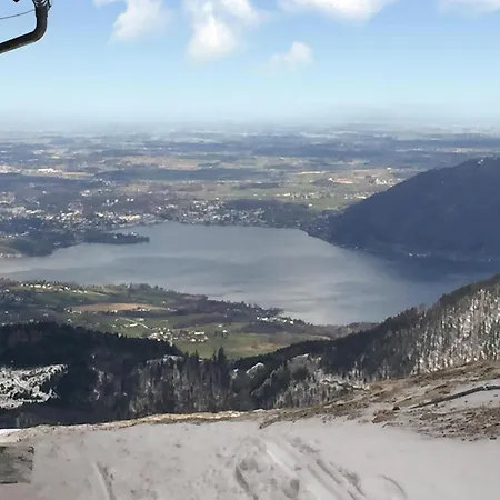 Mit Bergpanorama 펜션